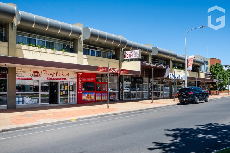 Click to view all images . Punjabi Hatti Griffith NSW 2680 - Image 2