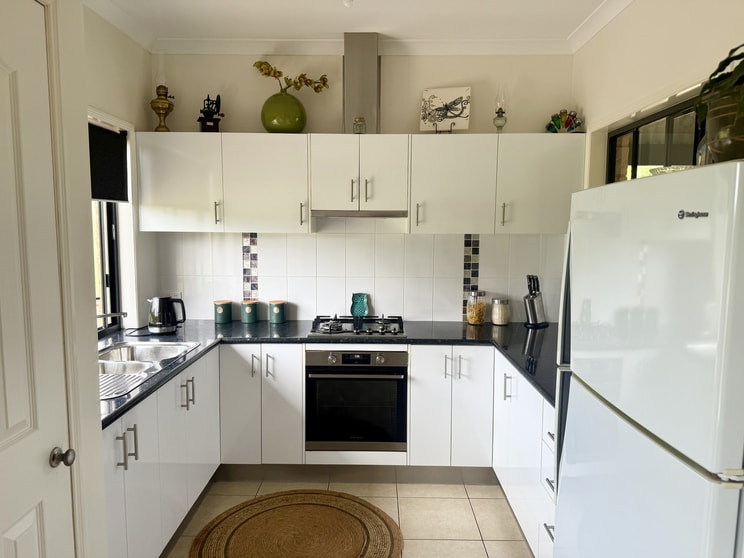 881 New England Highway Yarraman QLD 4614 - Image 3