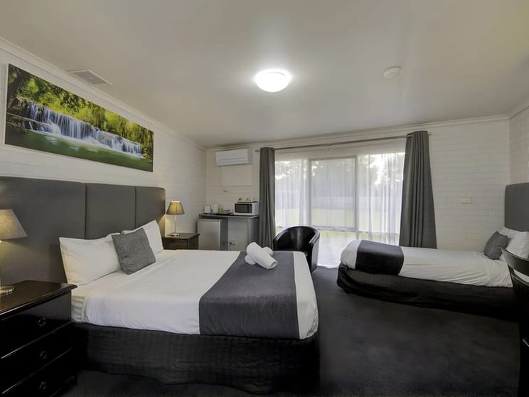 Motel  business for sale in Frankston - Image 3
