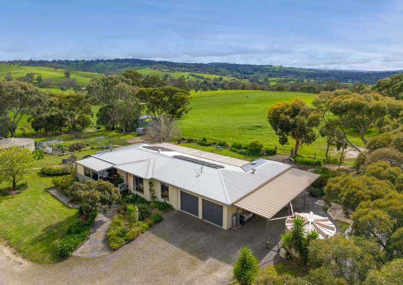 24 Castle Range Road Currency Creek SA 5214 - Image 2
