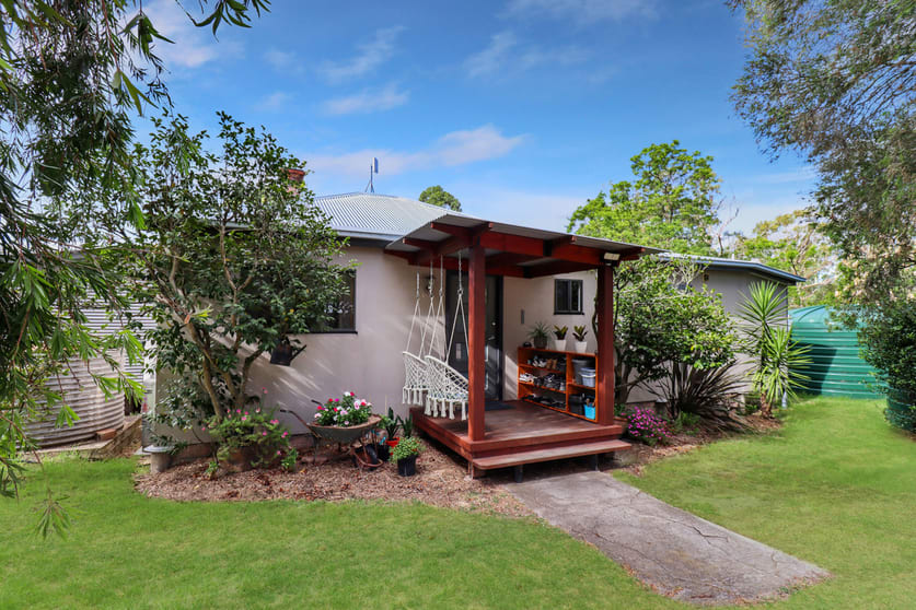 Click to view all images 136 Passmore Road Stanthorpe QLD 4380 - Image 3