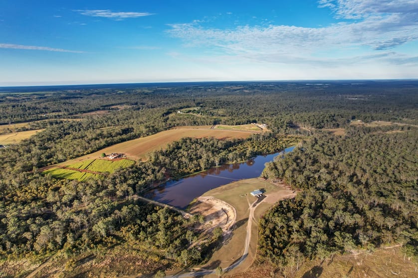 Click to view all images 63 Griggs Road Eureka QLD 4660 - Image 2