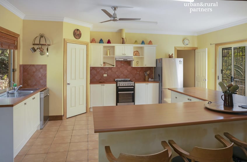 Click to view all images 31B Cleland Gully Road Mount Compass SA 5210 - Image 3
