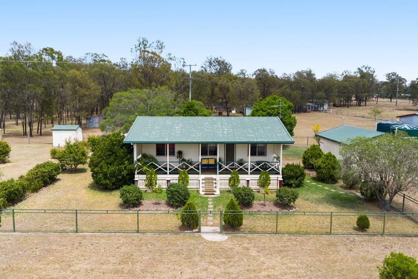 Click to view all images 372 Owens Scrub Road Leyburn QLD 4365 - Image 1