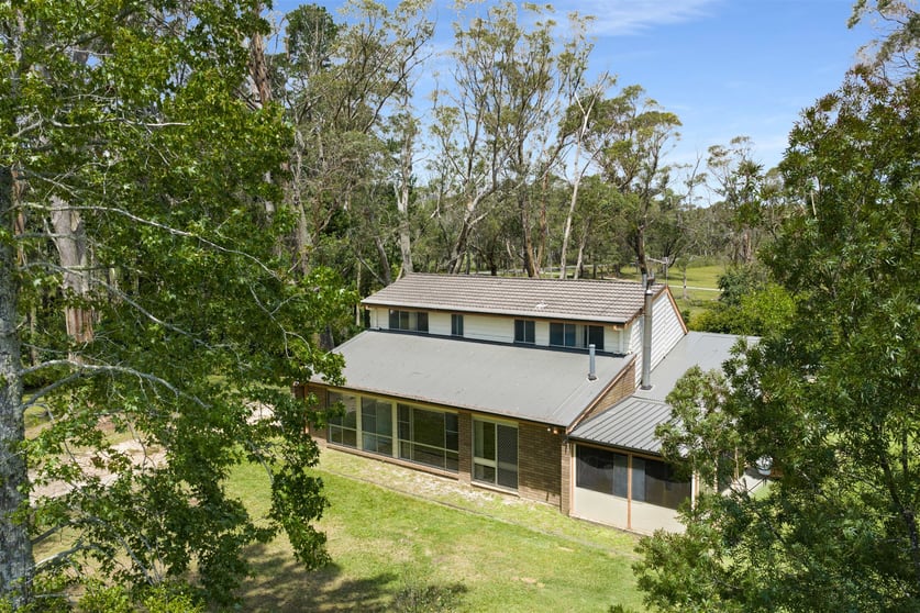Click to view all images 1845 Jamberoo Mountain Road Robertson NSW 2577 - Image 2