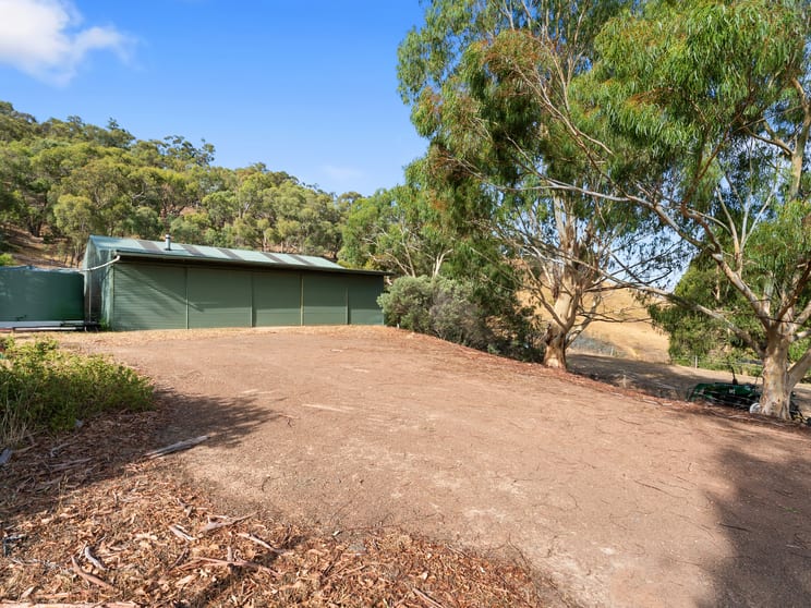 Click to view all images 2/3201 Maintongoon Road Bonnie Doon VIC 3720 - Image 2