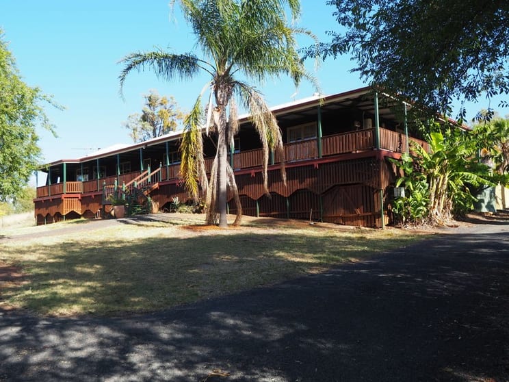 Click to view all images 8 White Street Bingara NSW 2404 - Image 2