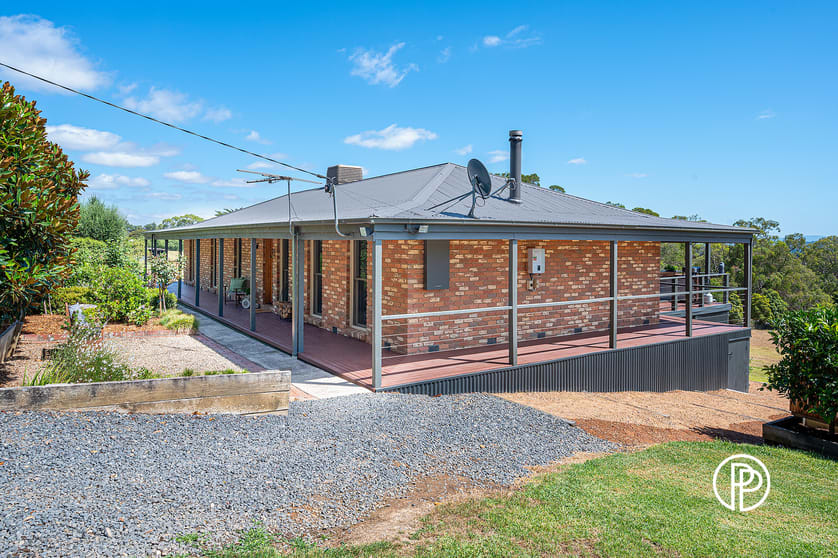 Click to view all images 1809 Warburton Highway Woori Yallock VIC 3139 - Image 3