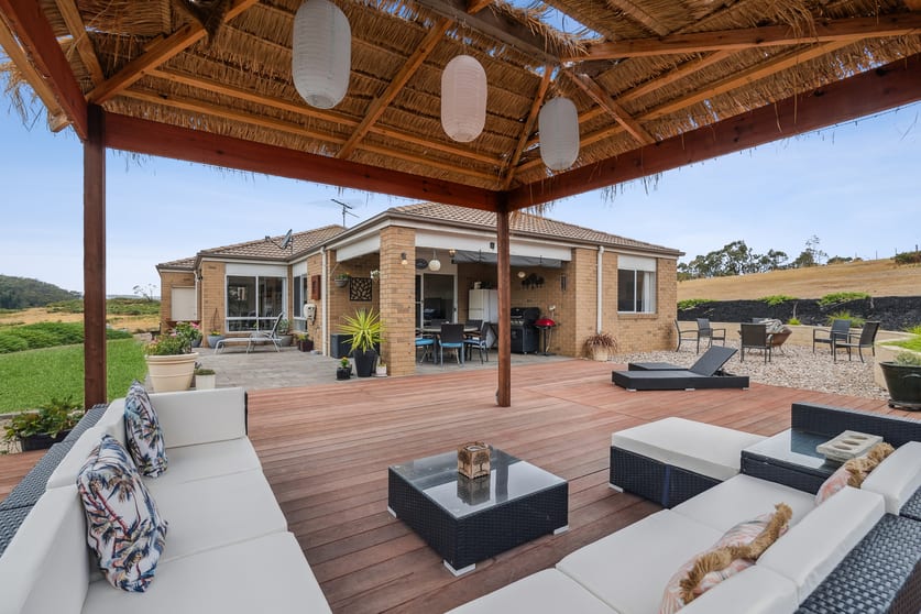 Click to view all images 570 Ogradys Road Kilmore VIC 3764 - Image 1