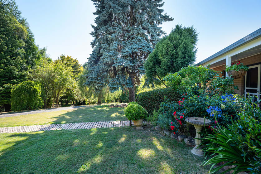Click to view all images 192 Myrtleford-Stanley Road Stanley VIC 3747 - Image 2