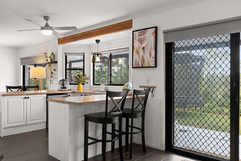 33 Darwalla Road Mount Nathan QLD 4211 - Image 3