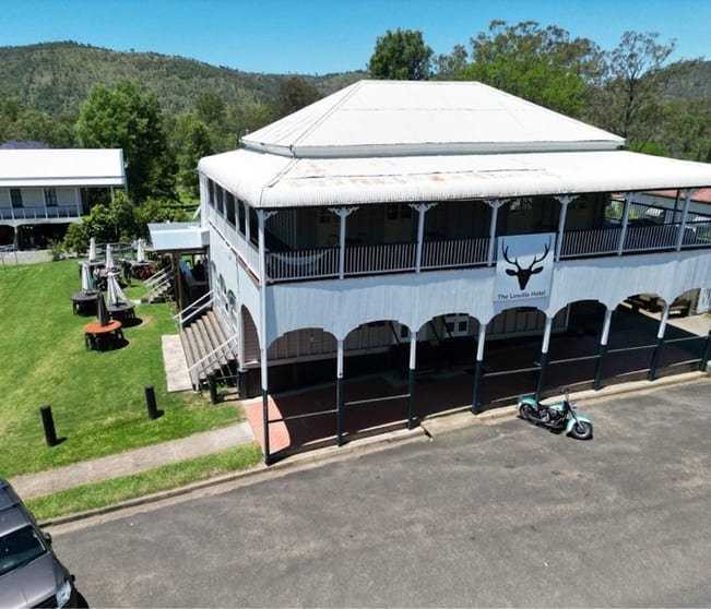 Click to view all images Hotel business for sale in Linville - Image 1