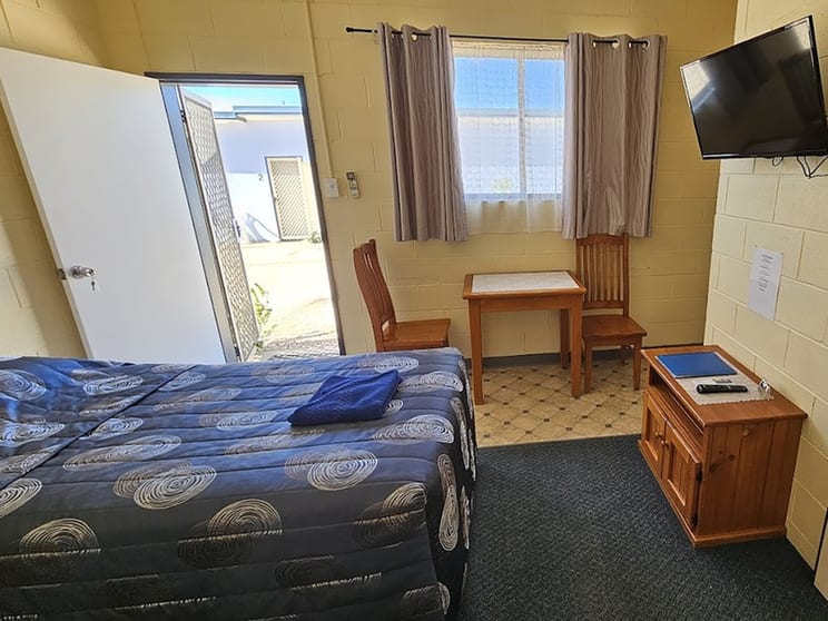 Motel  business for sale in Lightning Ridge - Image 3