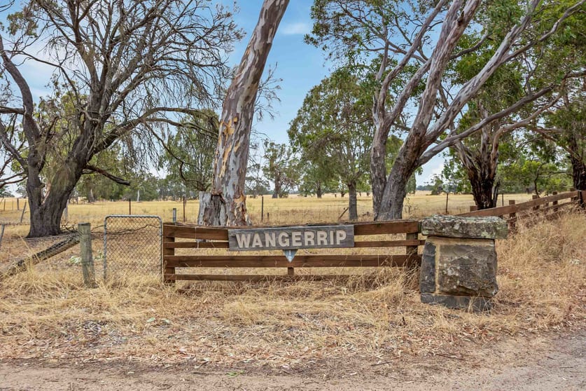 Click to view all images CA 2/339 Burrumbeep Road Maroona VIC 3377 - Image 1