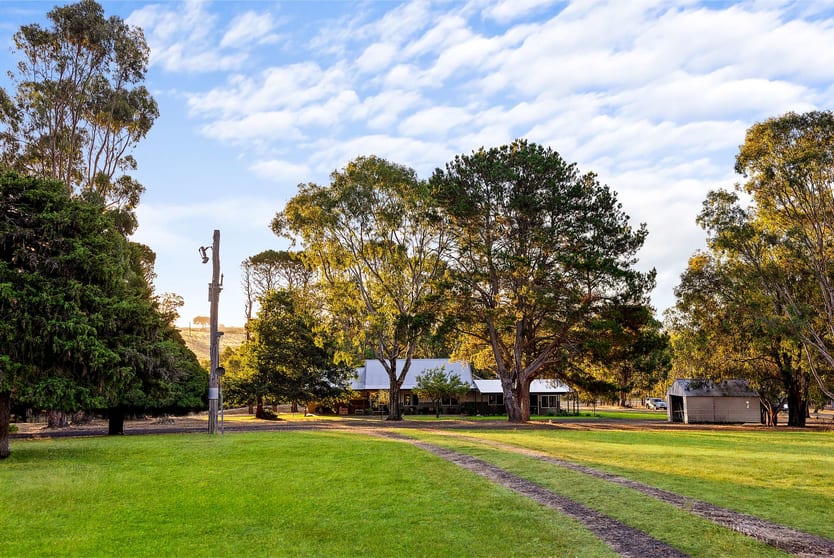 Click to view all images 810 Coojar Lane Nareen VIC 3315 - Image 3