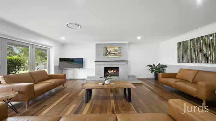 Click to view all images 266 Deasys Road Pokolbin NSW 2320 - Image 2