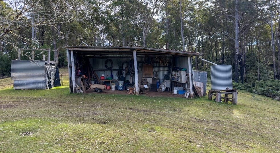 Click to view all images 1810 The River Road Brooman NSW 2538 - Image 2