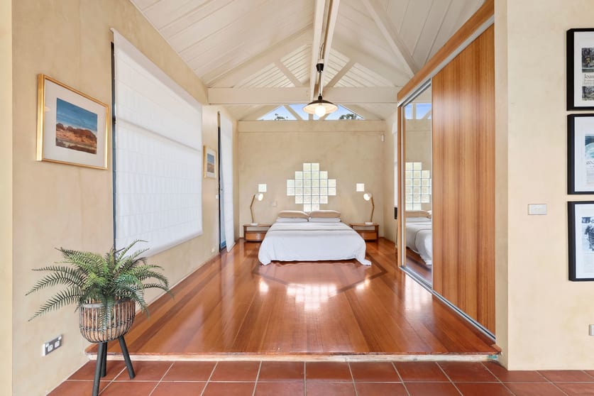 Click to view all images 1005 Great Ocean Road Aireys Inlet VIC 3231 - Image 3
