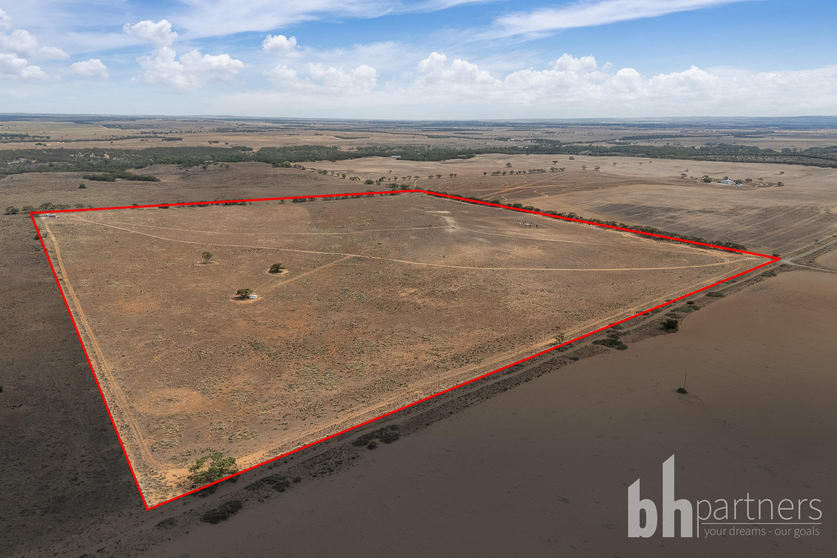 Click to view all images 344 Rochow Road Black Hill SA 5353 - Image 3