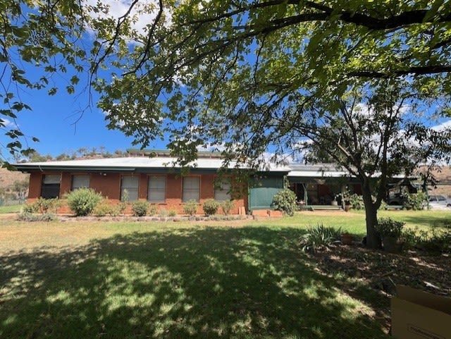 6702A MANILLA ROAD Red Hill NSW 2347 - Image 1