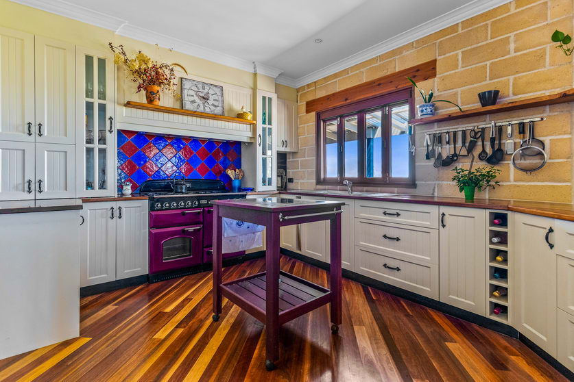 Click to view all images 92 Spring View Lane Mudgee NSW 2850 - Image 3