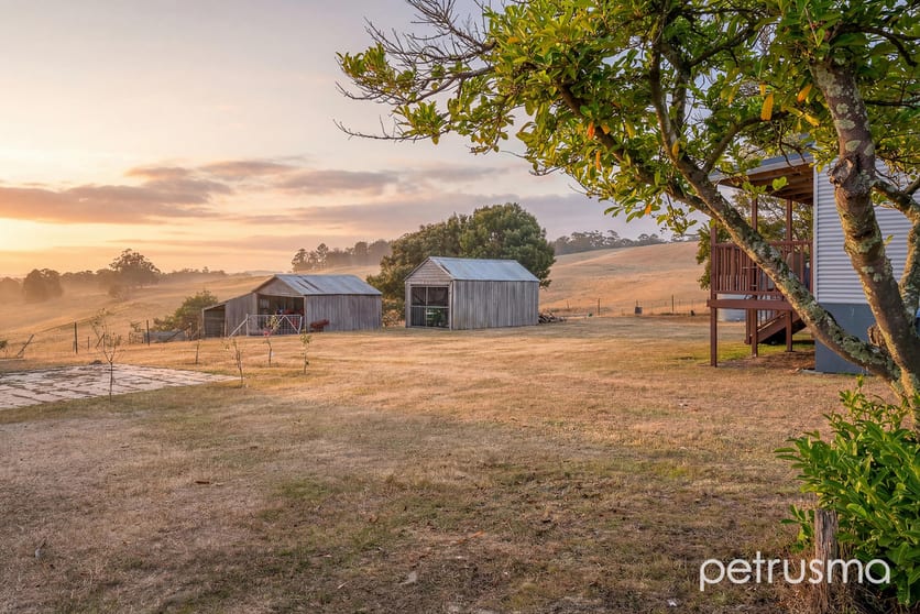 Click to view all images 127 Lyalls Road Tunnack TAS 7120 - Image 2