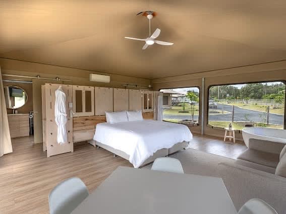 Click to view all images Accommodation & Tourism business for sale in Crowdy Head - Image 2