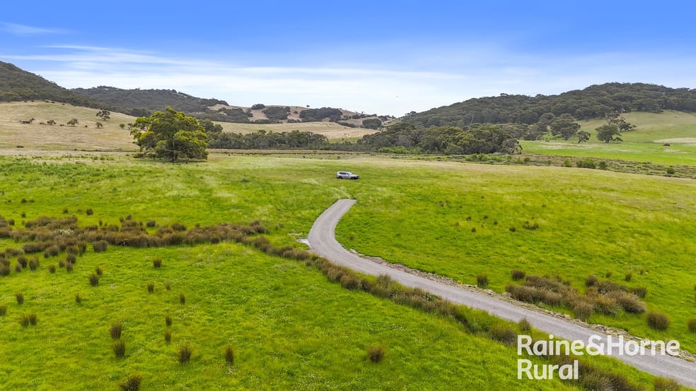 Click to view all images Lot 100 Hammond Road Hindmarsh Tiers SA 5202 - Image 3