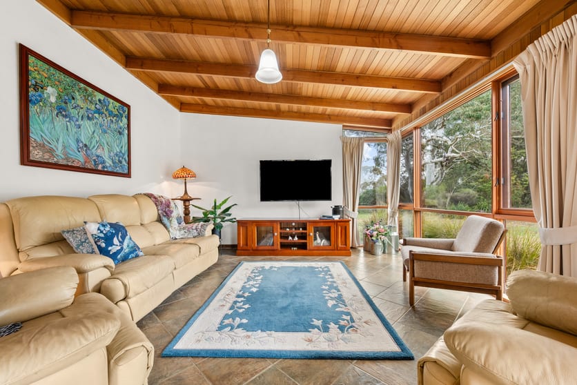 Click to view all images 86 Gilberts Lane Braidwood NSW 2622 - Image 2