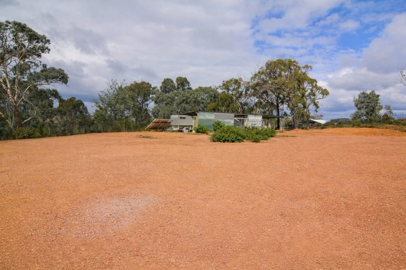 Click to view all images 257 New Olivers Road Mudgee NSW 2850 - Image 2