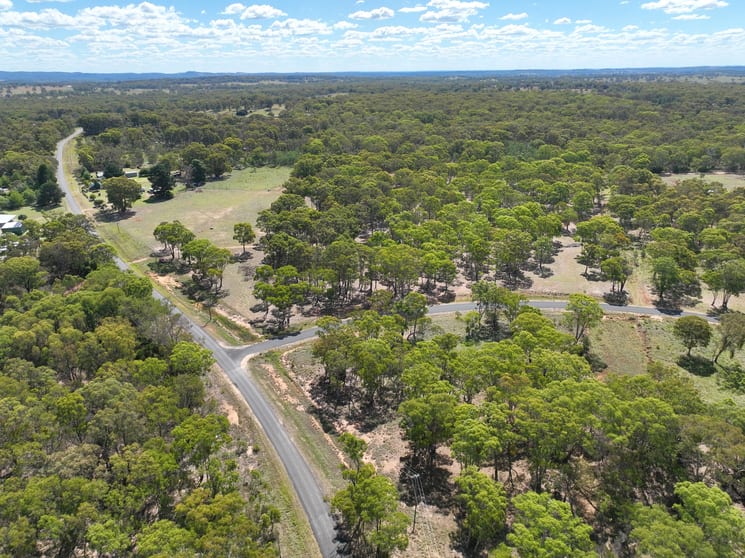 235 Marshall Way Emmaville NSW 2371 - Image 2