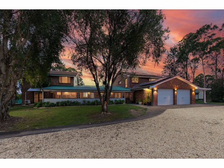 Click to view all images 1677 The Lakes Way Rainbow Flat NSW 2430 - Image 2