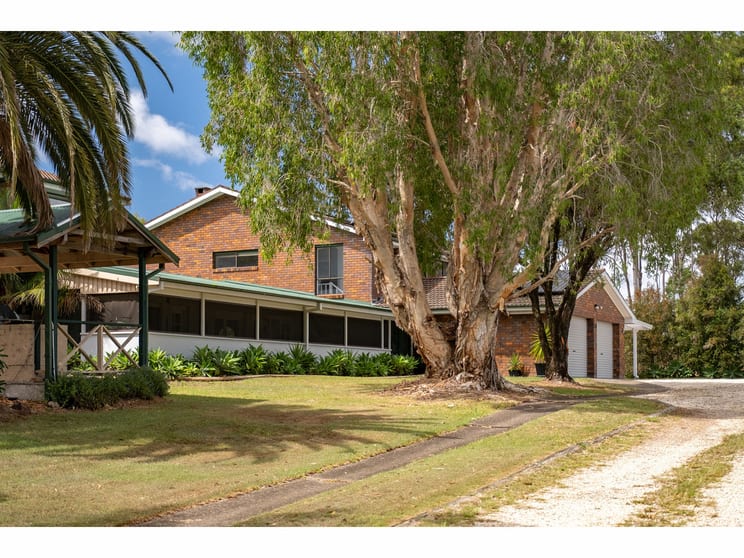 Click to view all images 1677 The Lakes Way Rainbow Flat NSW 2430 - Image 3
