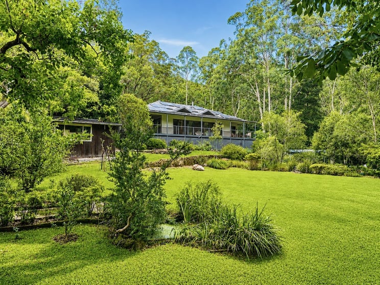 Click to view all images 131 Wilkinson Road Martinsville NSW 2265 - Image 2