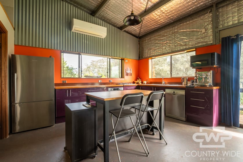 Click to view all images 172 Hazelwood Road Stonehenge NSW 2370 - Image 3