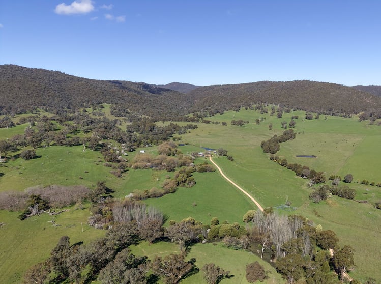 155 Shanks Lane Boorolite VIC 3723 - Image 1