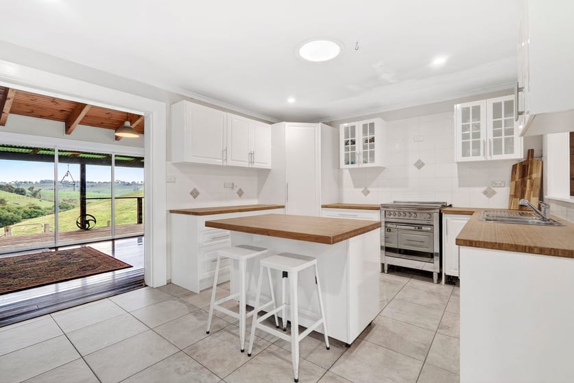 Click to view all images 4988 Oberon Road Taralga NSW 2580 - Image 2