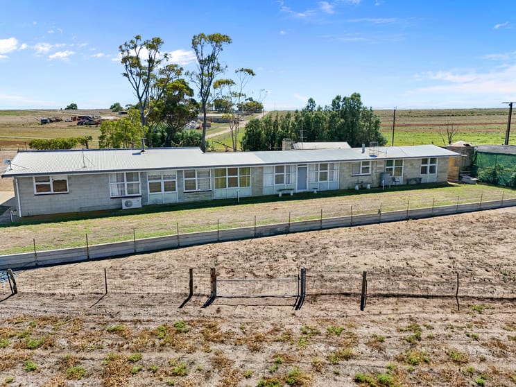 77 Obst Road Tailem Bend SA 5260 - Image 1