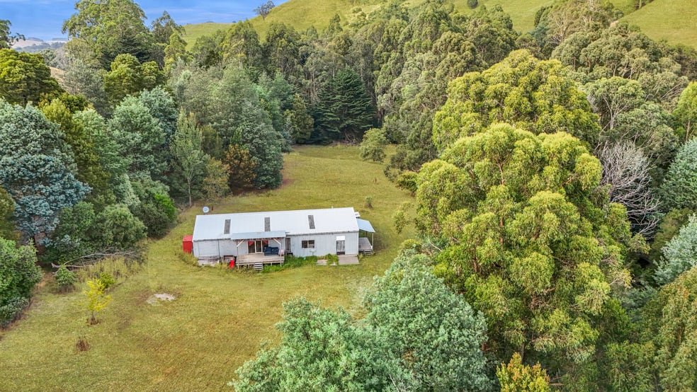 Click to view all images 1725 Wild Dog Valley Strzelecki VIC 3950 - Image 3