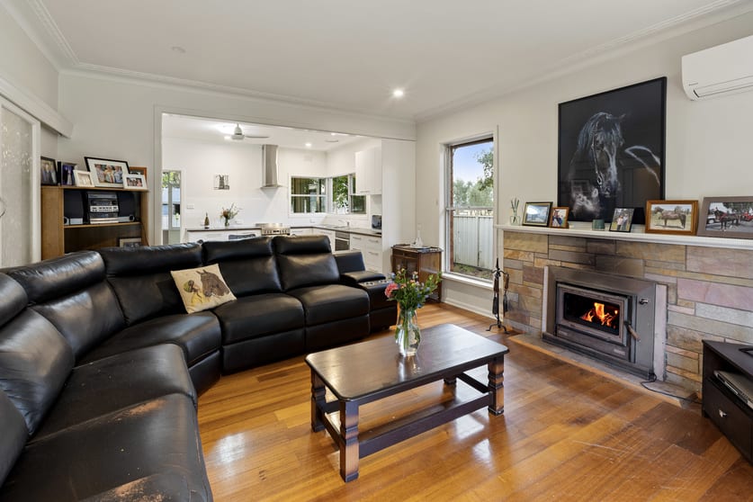 Click to view all images 445 Old Tolmie Road Barwite VIC 3722 - Image 1
