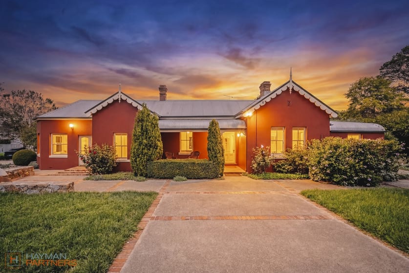 Click to view all images 119 Millpost Lane Bungendore NSW 2621 - Image 1