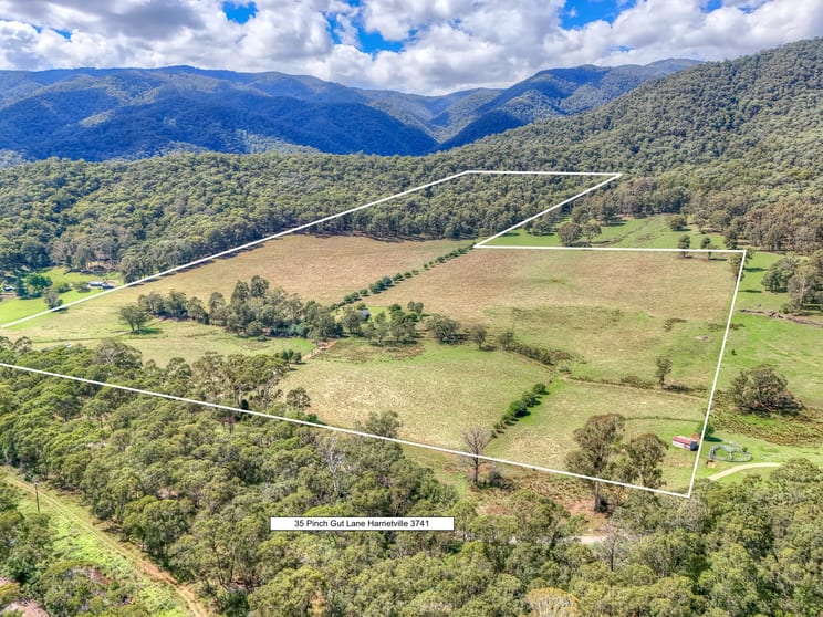 Click to view all images 35 Pinch Gut Lane Harrietville VIC 3741 - Image 2