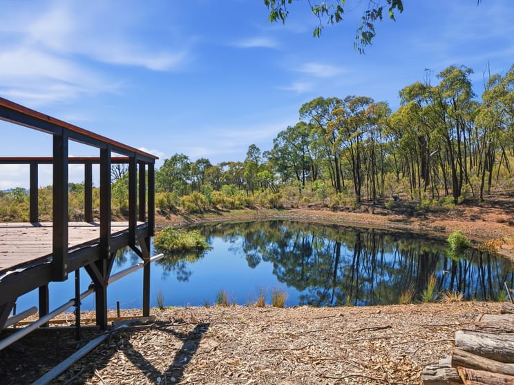 Click to view all images 15 Moulton Court Northwood VIC 3660 - Image 3