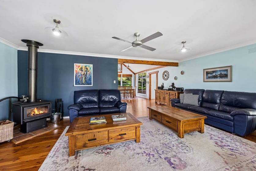 Click to view all images Cairn Hill/190 Melrose Road Leadville NSW 2844 - Image 2