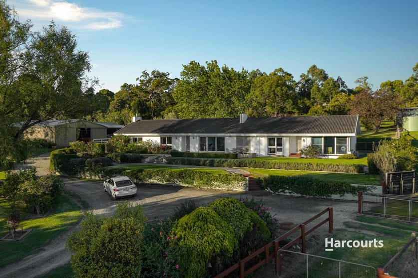 70 Norris Road Pakenham VIC 3810 - Image 2