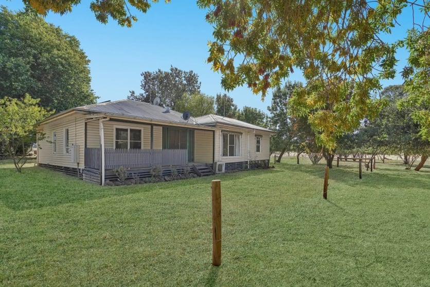 3880 Hamilton Highway Caramut VIC 3274 - Image 2