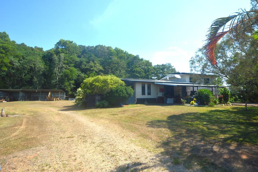 Click to view all images 164 Gangemi Road Lower Cowley QLD 4871 - Image 2