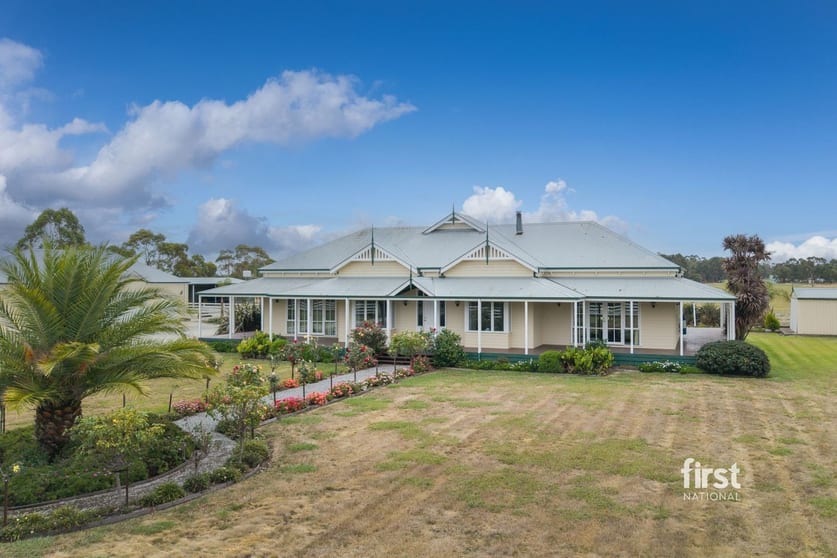 Click to view all images 15 Walshes Road Catani VIC 3981 - Image 2