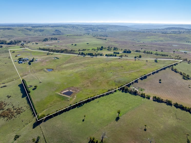 Click to view all images 1873 Peelwood Road Laggan NSW 2583 - Image 1