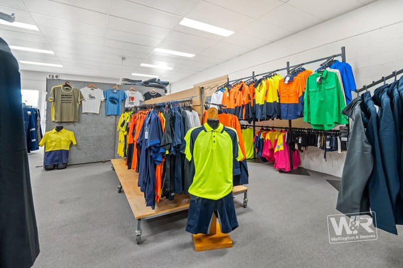 Click to view all images Barefoot Clothing Manufactures Albany WA 6330 - Image 3